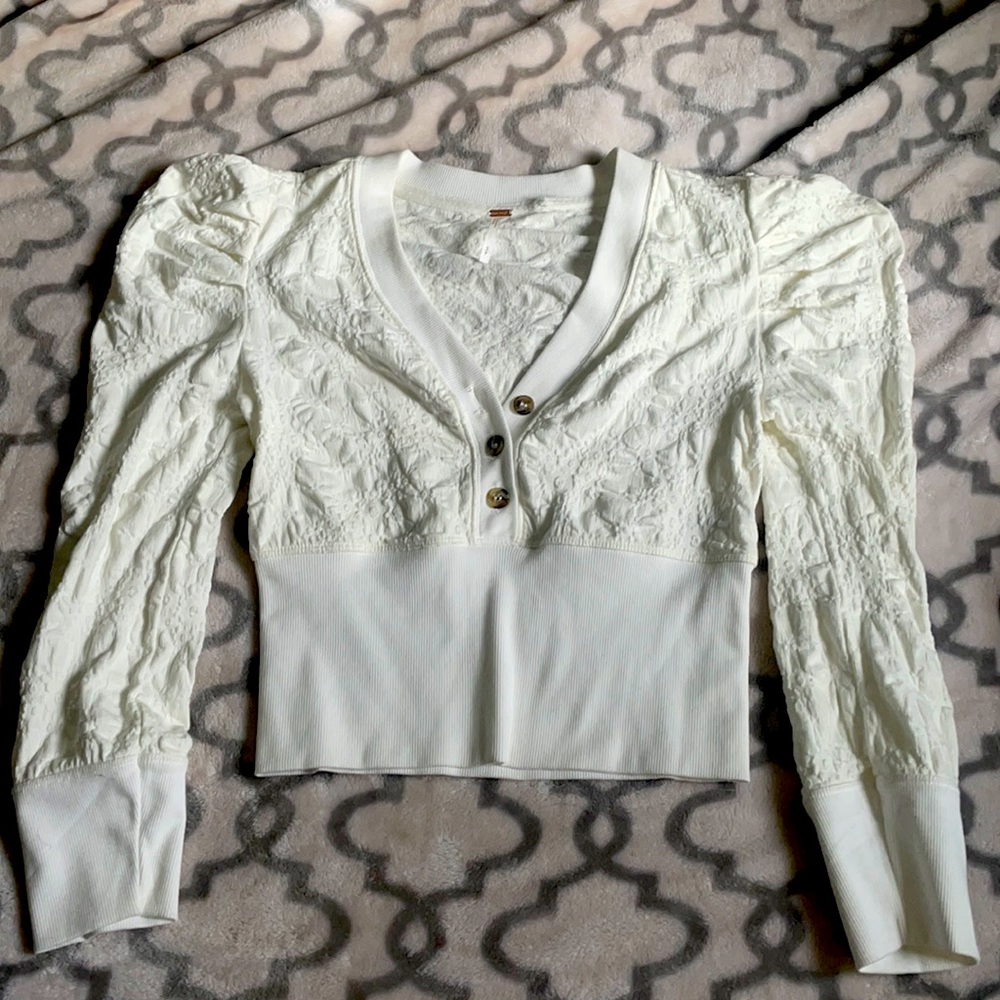 Free People cropped puff sleeve pull over